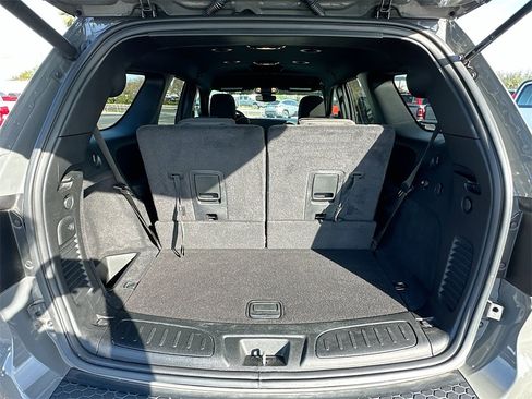 Used 2023 Dodge Durango R/T w/ Trailer Tow Group IV image 26