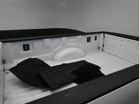 Used 2024 Ford F350 XLT image 30