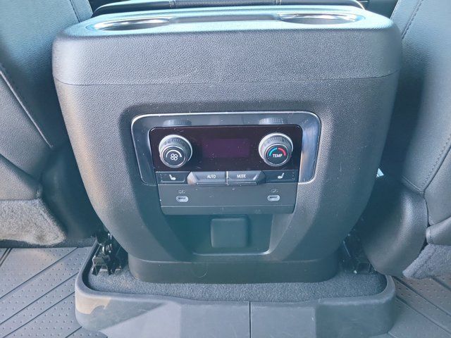 Used 2023 Chevrolet Tahoe Premier RWD image 18