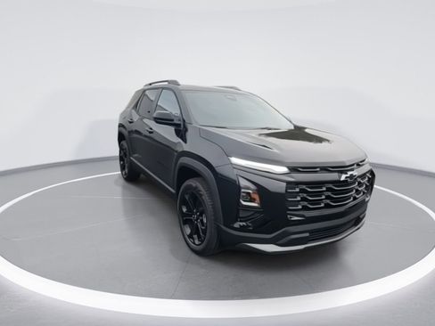 New 2026 Chevrolet Equinox LT w/ Convenience Package II image 2