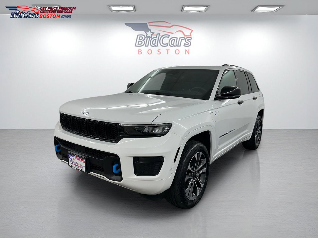 Used 2023 Jeep Grand Cherokee Overland AWD/4WD image 1