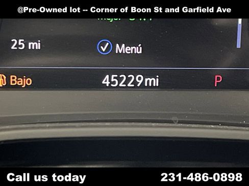 Used 2023 Cadillac XT6 Sport w/ Technology Package AWD/4WD image 22