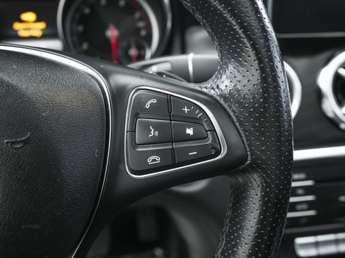 Used 2019 Mercedes-Benz GLA 250 image 16