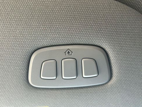 Used 2019 Ford F150 Lariat RWD image 16