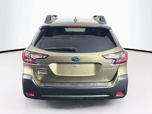 Used 2025 Subaru Outback Premium w/ Popular Package #1A AWD/4WD image 10