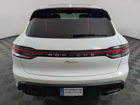Certified 2025 Porsche Macan AWD/4WD image 7