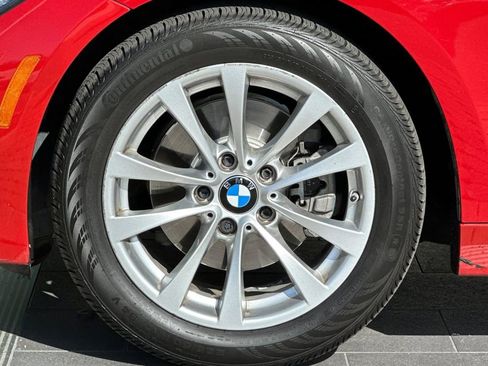 Used 2016 BMW 320i xDrive Sedan AWD/4WD image 29