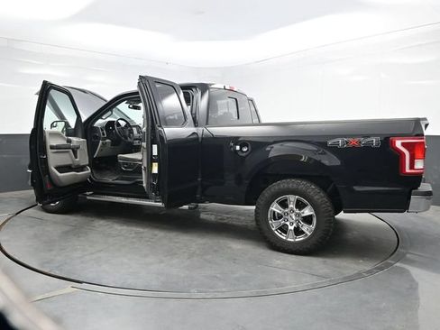 Used 2016 Ford F150 XLT w/ Equipment Group 302A Luxury AWD/4WD image 44