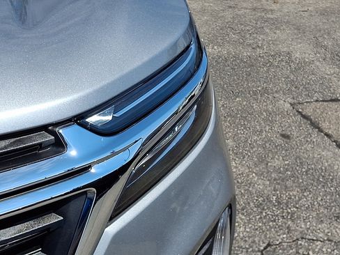 Certified 2024 Chevrolet Equinox LT FWD image 10