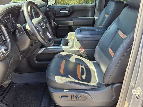 Used 2021 GMC Sierra 1500 AT4 w/ AT4 Premium Package image 9