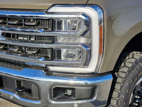 New 2026 Ford F250 King Ranch w/ Tremor Off-Road Package AWD/4WD image 6