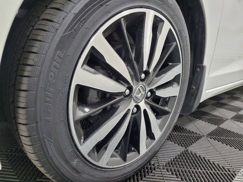 Used 2015 Honda Fit EX-L image 31