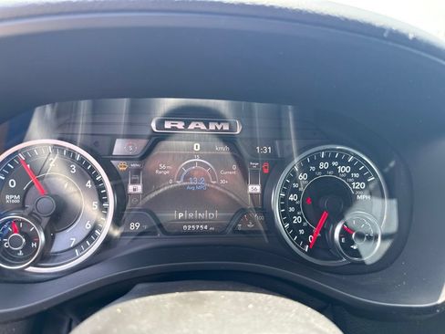 Used 2024 RAM 1500 Lone Star AWD/4WD image 15