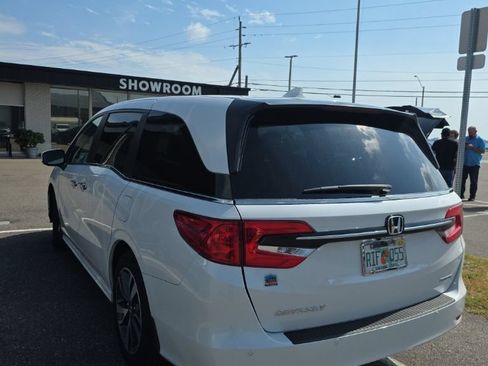 Used 2024 Honda Odyssey Touring image 8
