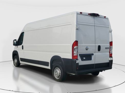 Used 2025 RAM ProMaster 2500 w/ Convenience Group FWD image 5