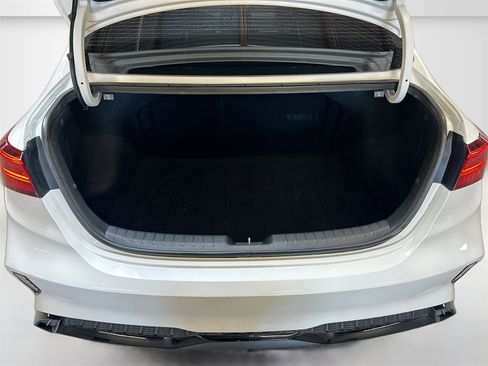 Used 2023 Kia Forte GT-Line w/ GT-Line Technology Package image 24