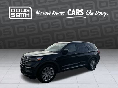 Used 2023 Ford Explorer Limited w/ Limited Technology Package