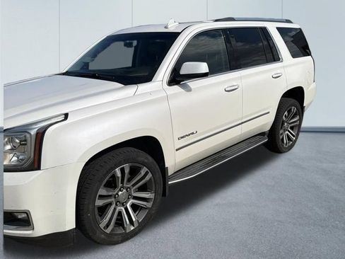 Used 2018 GMC Yukon Denali w/ Open Road Package AWD/4WD image 8