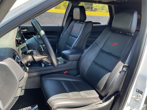 Used 2024 Dodge Durango GT AWD/4WD image 17