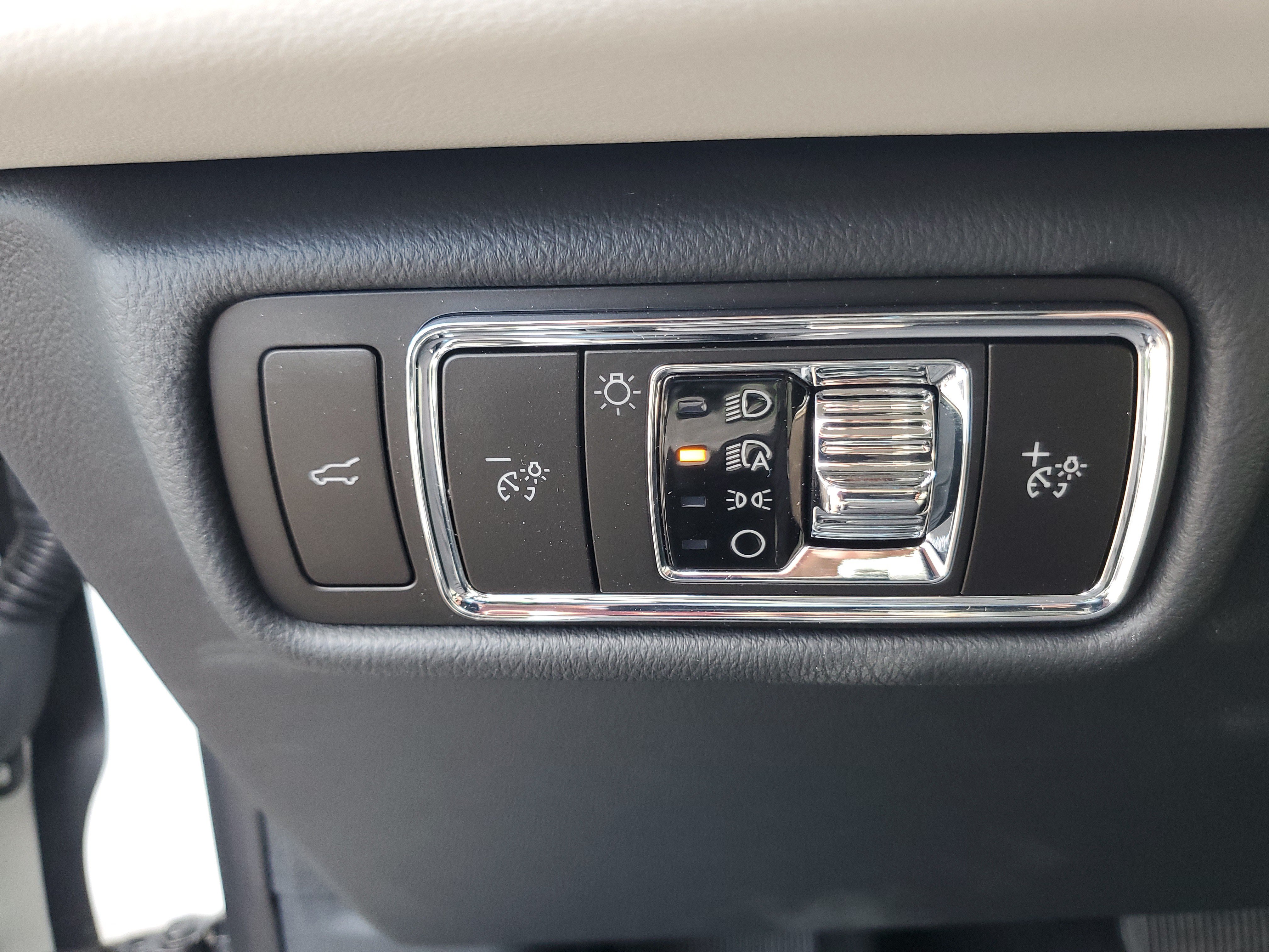 New 2026 Lincoln Aviator AWD image 13