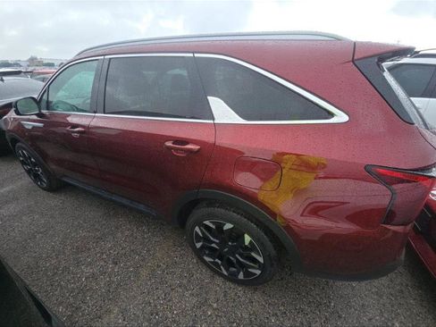 Used 2025 Kia Sorento EX w/ Panoramic Sunroof Package FWD image 11