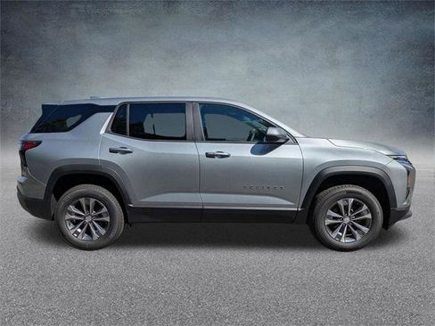 New 2026 Chevrolet Equinox LT w/ LPO, Floor Liner Package image 3