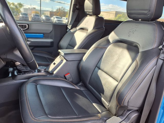 Certified 2022 Ford Bronco Badlands AWD/4WD image 3
