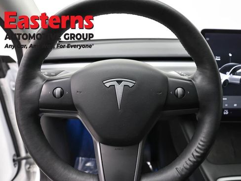 Used 2021 Tesla Model Y Long Range AWD/4WD image 10