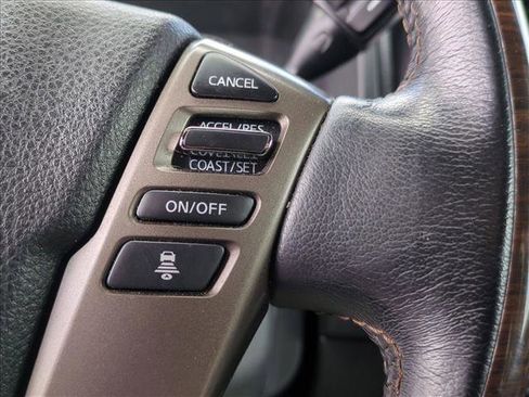 Used 2021 Nissan Titan Platinum Reserve w/ Moonroof Package image 20