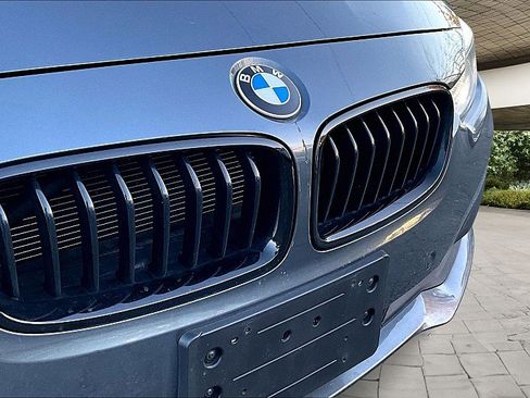 Used 2018 BMW 320i xDrive Sedan image 28