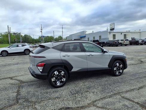 Used 2025 Hyundai Kona SEL FWD image 19