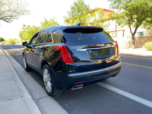 Used 2017 Cadillac XT5 Premium Luxury FWD image 12