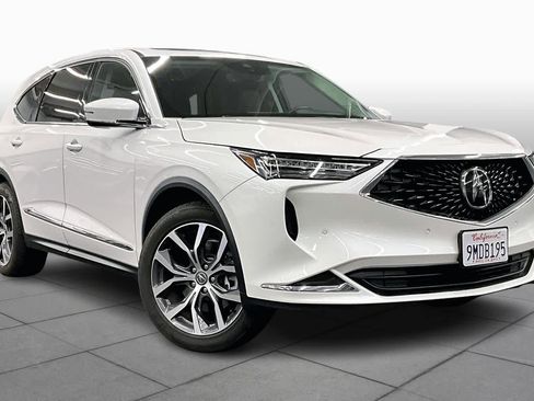 Used 2024 Acura MDX SH-AWD w/ Technology Package image 2