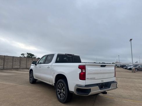 Used 2025 Chevrolet Silverado 1500 LT w/ Safety Package RWD image 17