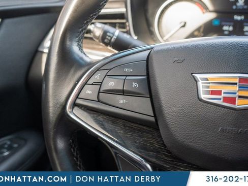 Used 2020 Cadillac XT5 Premium Luxury image 12