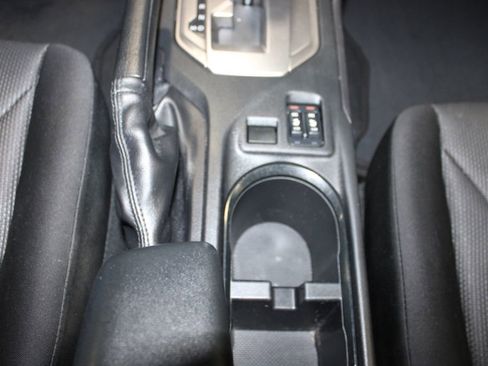 Used 2022 Subaru Impreza 2.0i Premium AWD/4WD image 29
