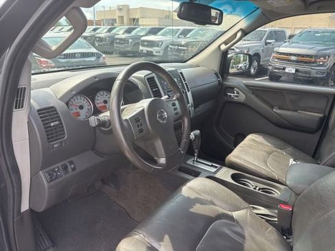 Used 2012 Nissan Frontier PRO-4X w/ Pro-4x Luxury Pkg AWD/4WD image 10