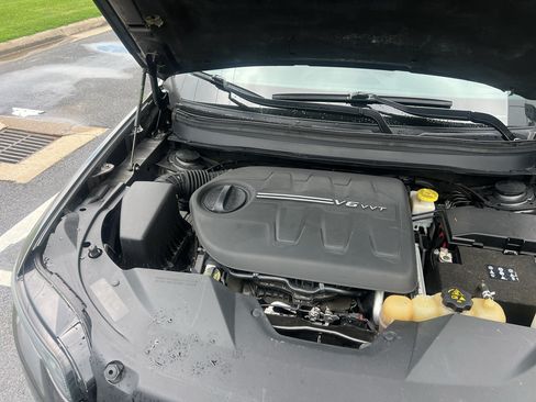 Used 2020 Jeep Cherokee Limited AWD/4WD image 21