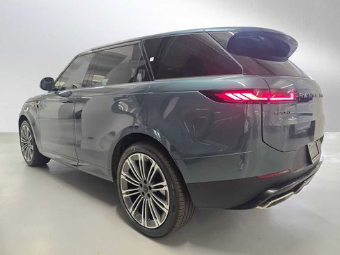 New 2026 Land Rover Range Rover Sport SE AWD/4WD image 3