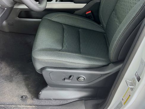 New 2026 RAM 1500 Big Horn AWD/4WD image 4