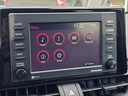 Used 2021 Toyota RAV4 XLE FWD image 28