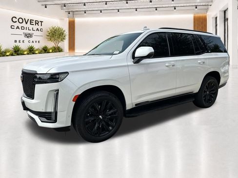 Used 2022 Cadillac Escalade Sport w/ Touring Package AWD/4WD image 4