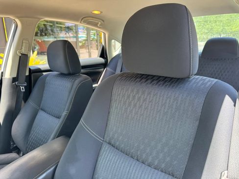 Used 2018 Nissan Altima 2.5 SV FWD image 15