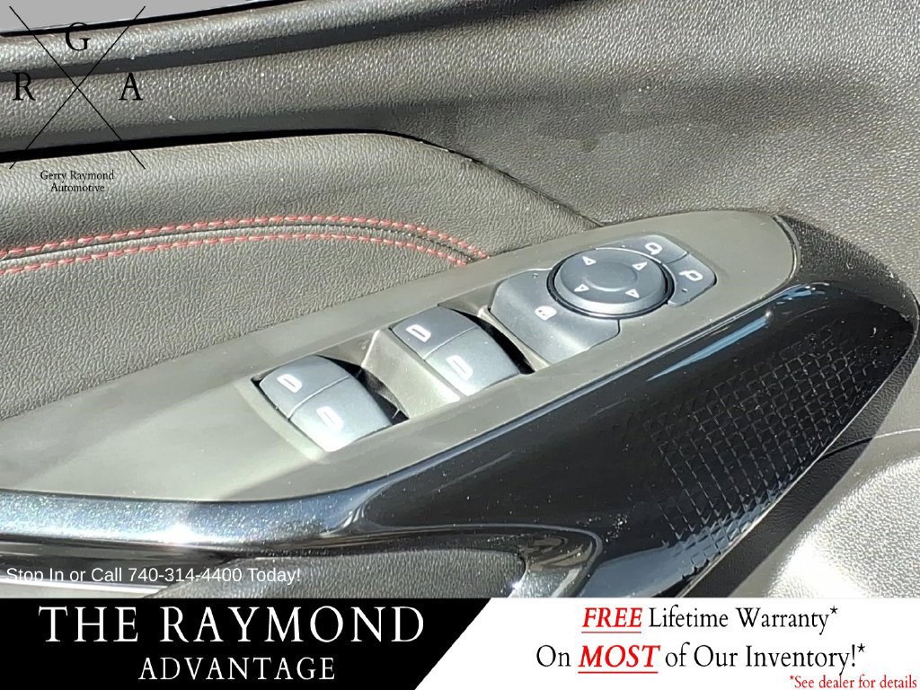 Used 2025 Chevrolet Trax RS w/ Sunroof Package FWD image 18