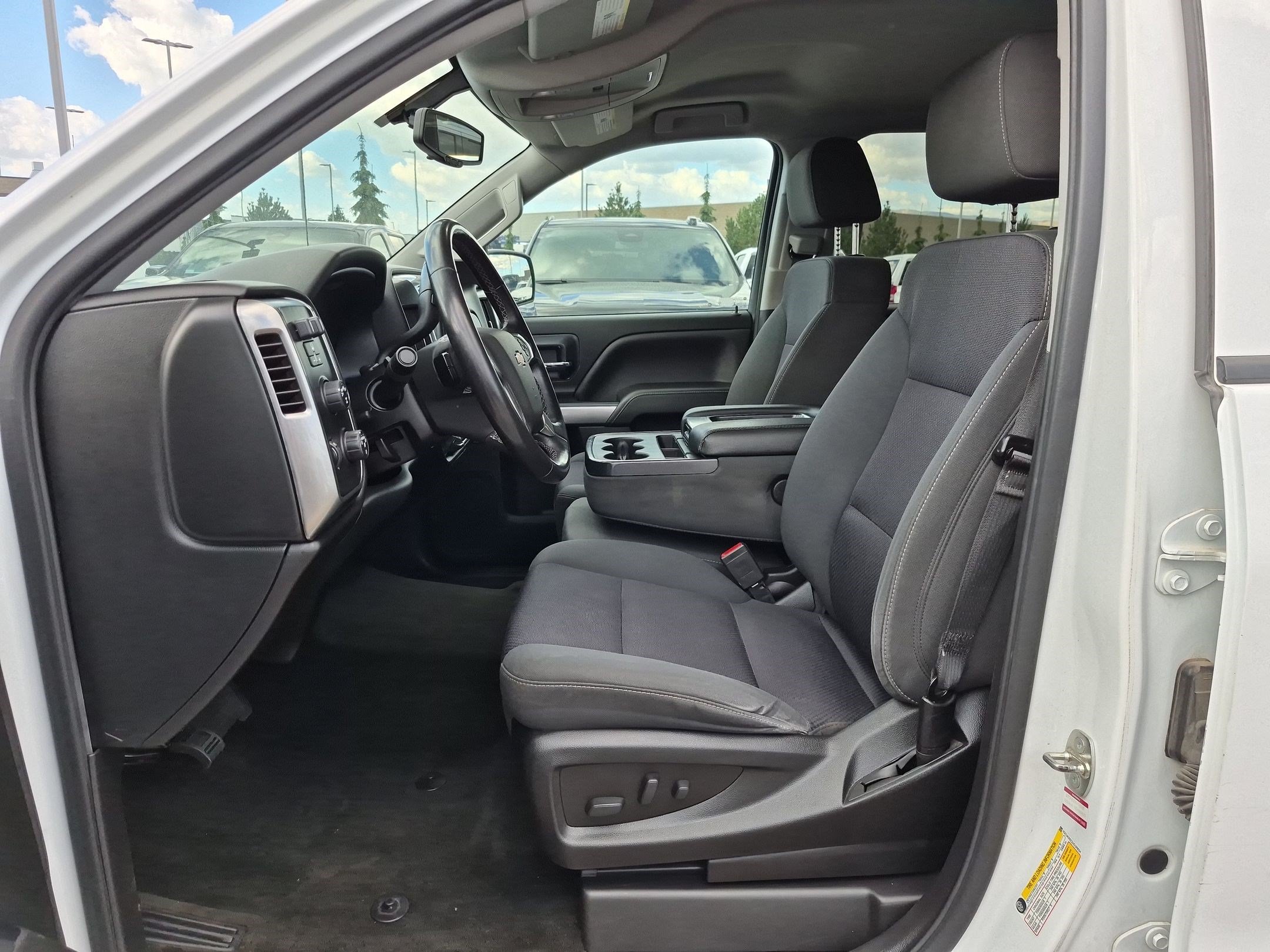 Used 2018 Chevrolet Silverado 1500 LT w/ All Star Edition AWD/4WD image 15