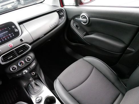 Used 2018 FIAT 500X Trekking w/ Cold Weather Package image 11