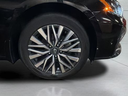 Used 2023 Nissan Altima 2.5 SV w/ SV Premium Package image 24
