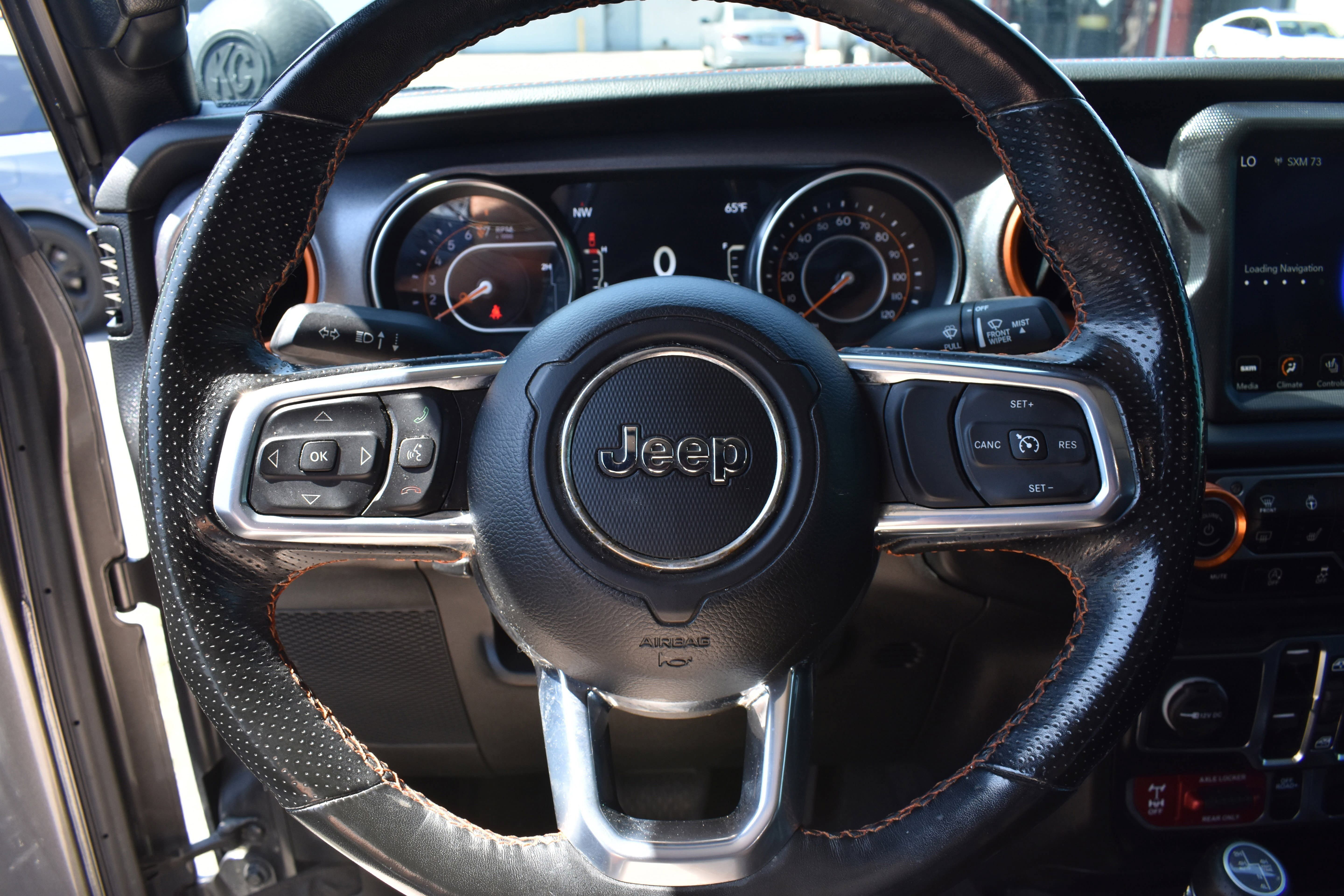 Used 2023 Jeep Gladiator Mojave w/ LED Lighting Group AWD/4WD image 12
