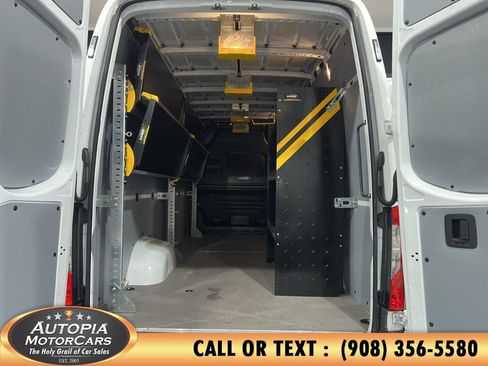 Used 2025 Mercedes-Benz Sprinter 3500 w/ Parking Package image 18