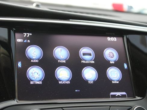 Used 2018 Buick Envision Essence FWD image 15
